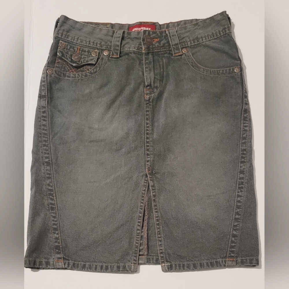 Knee high Jean skirt.